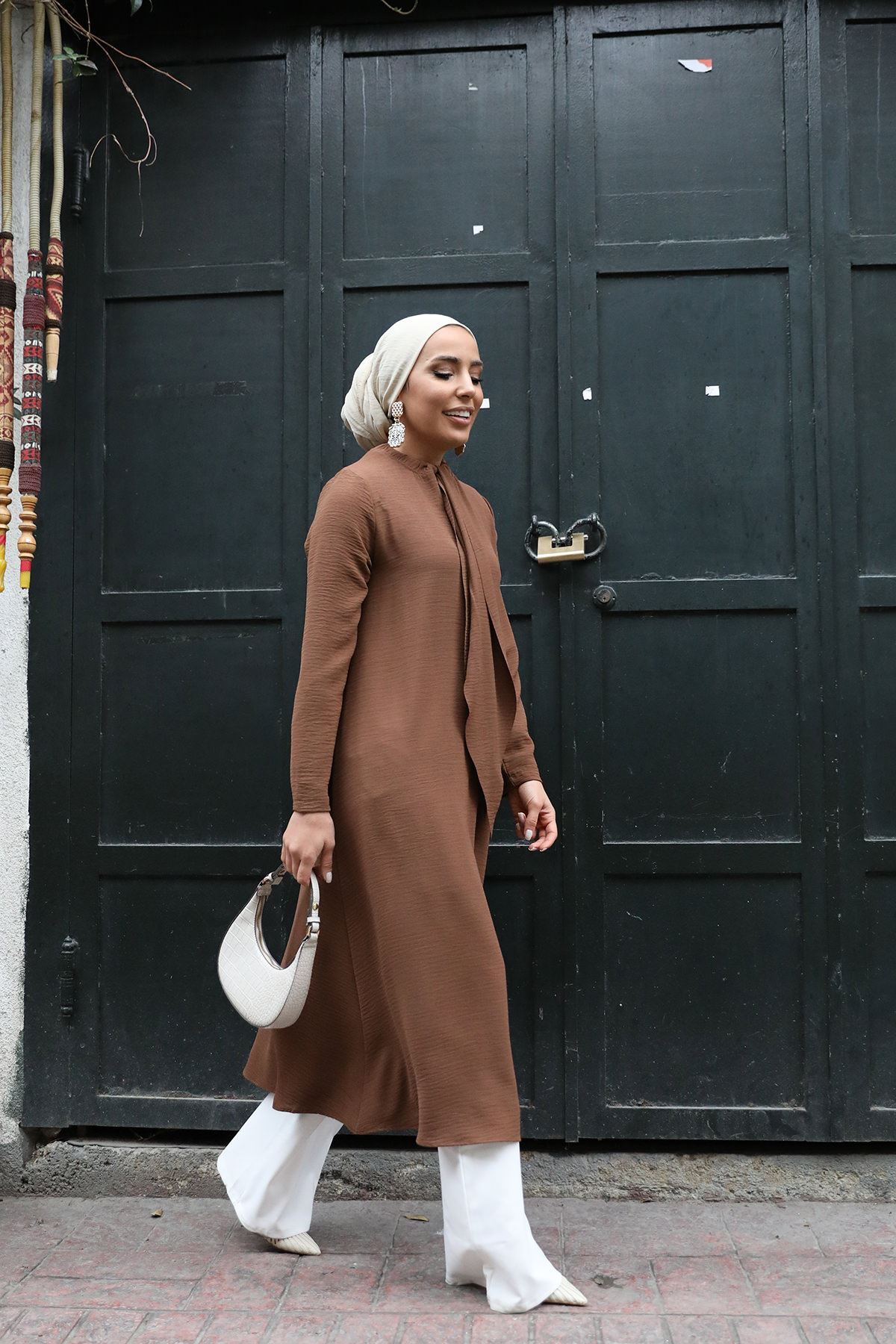 Yakası Bağlamalı Uzun Tunik-Kahve