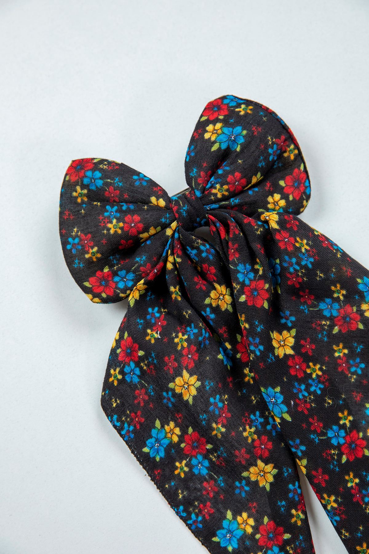 Fiyonk Çıtçıtlı Toka-Siyah