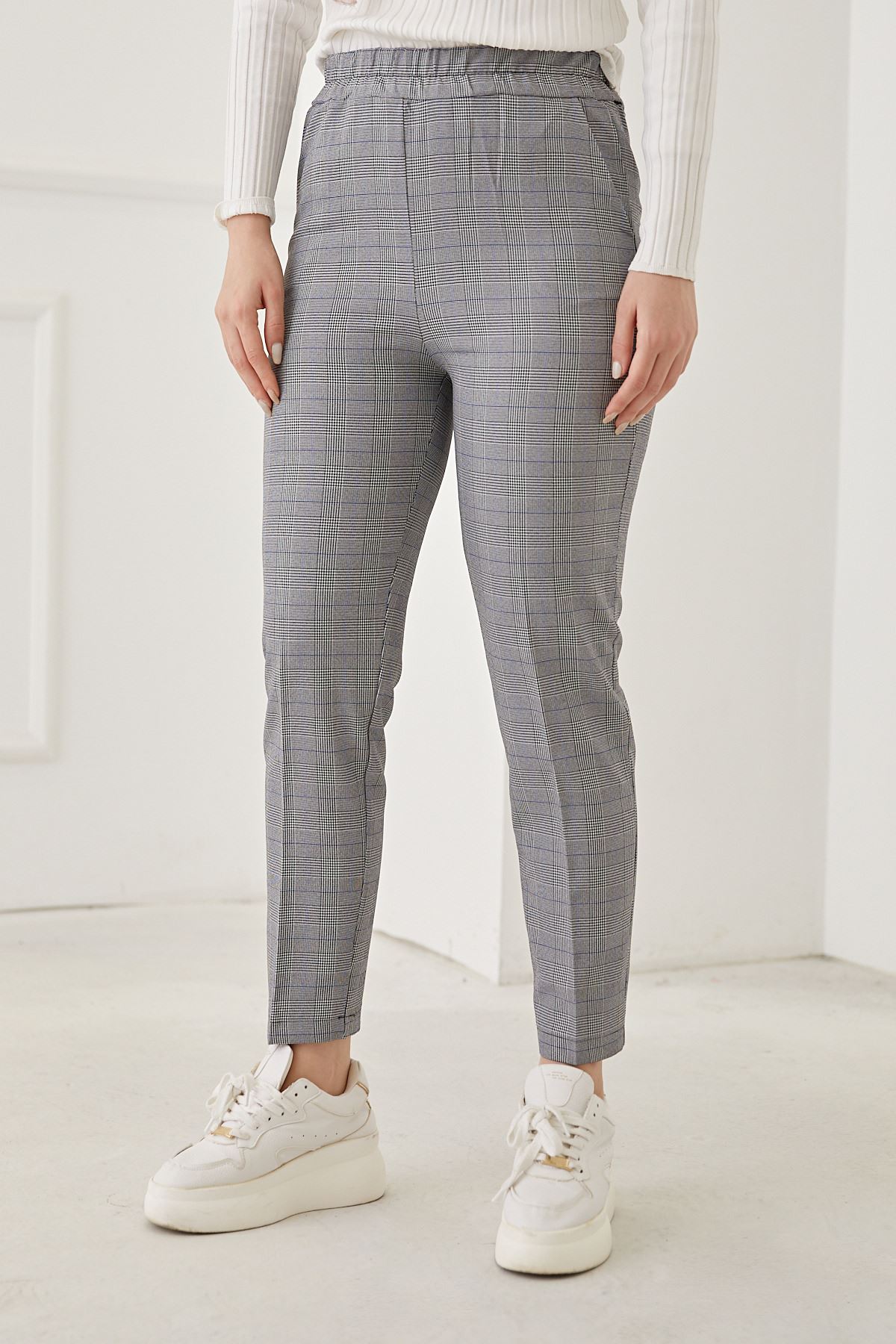 Beli Lastikli Ekose Pantolon-Saks