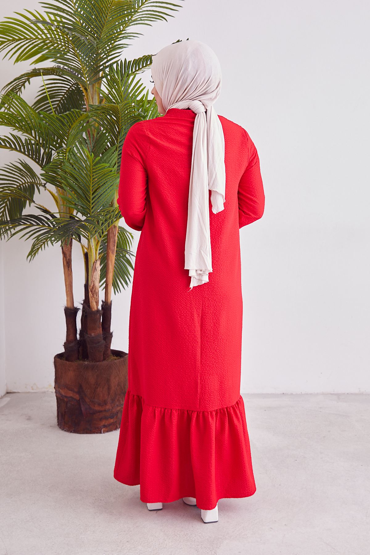 Etek Fırfırlı Fular Yaka Elbise-Kırmızı