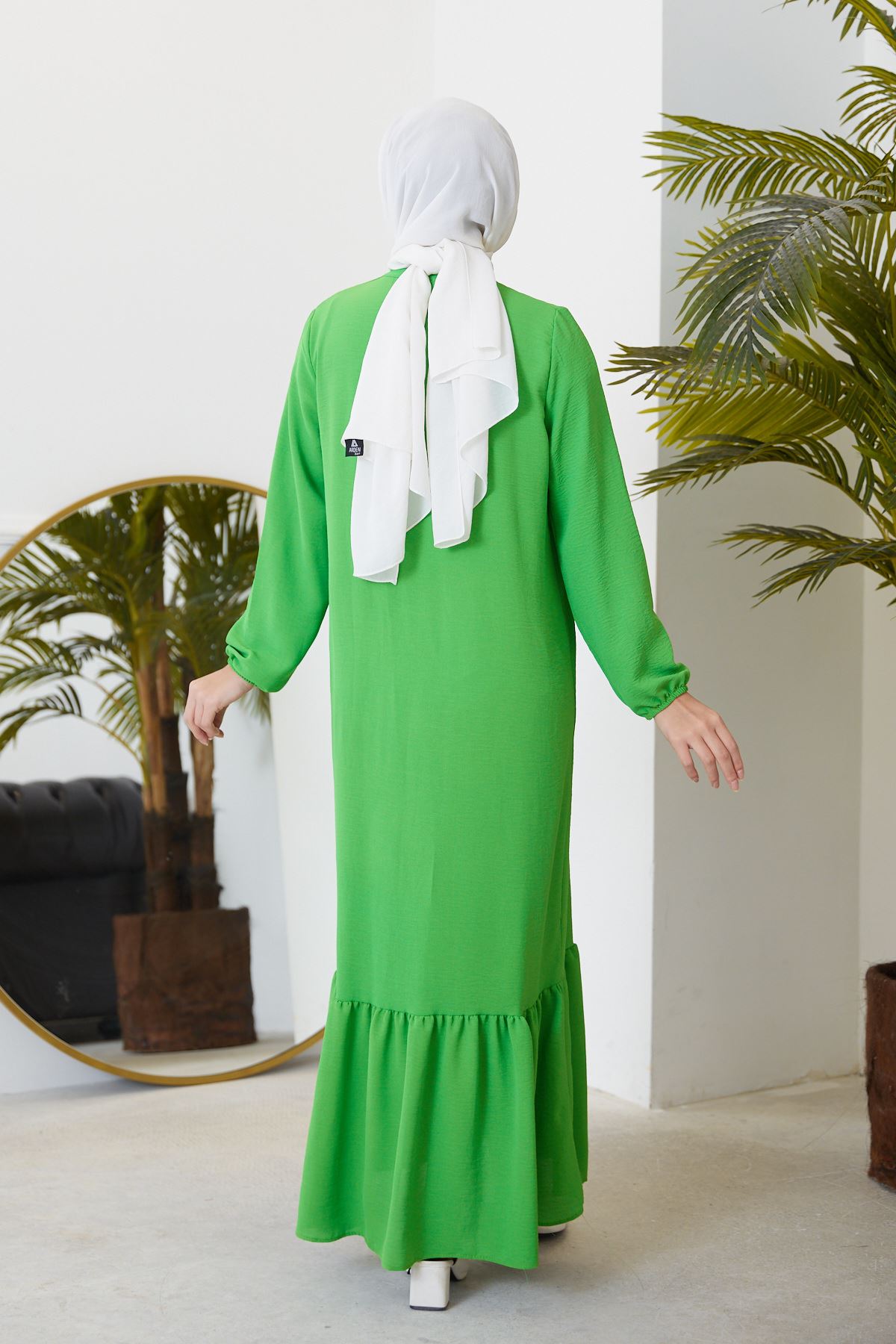 Eteği Fırfırlı Yaka Bağlamalı Elbise-Yeşil