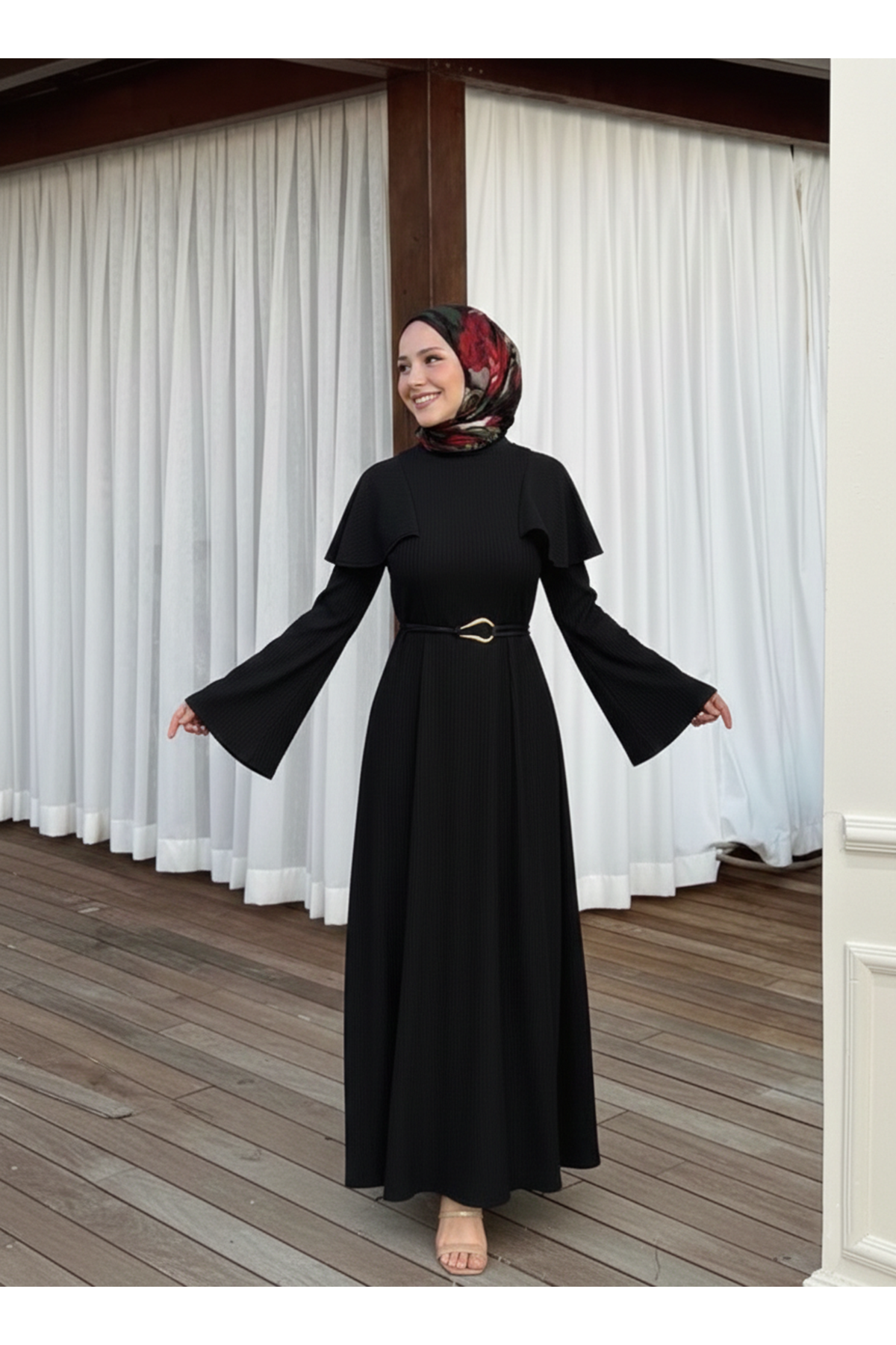 Omuzlar Aller Detay Elbise-Siyah