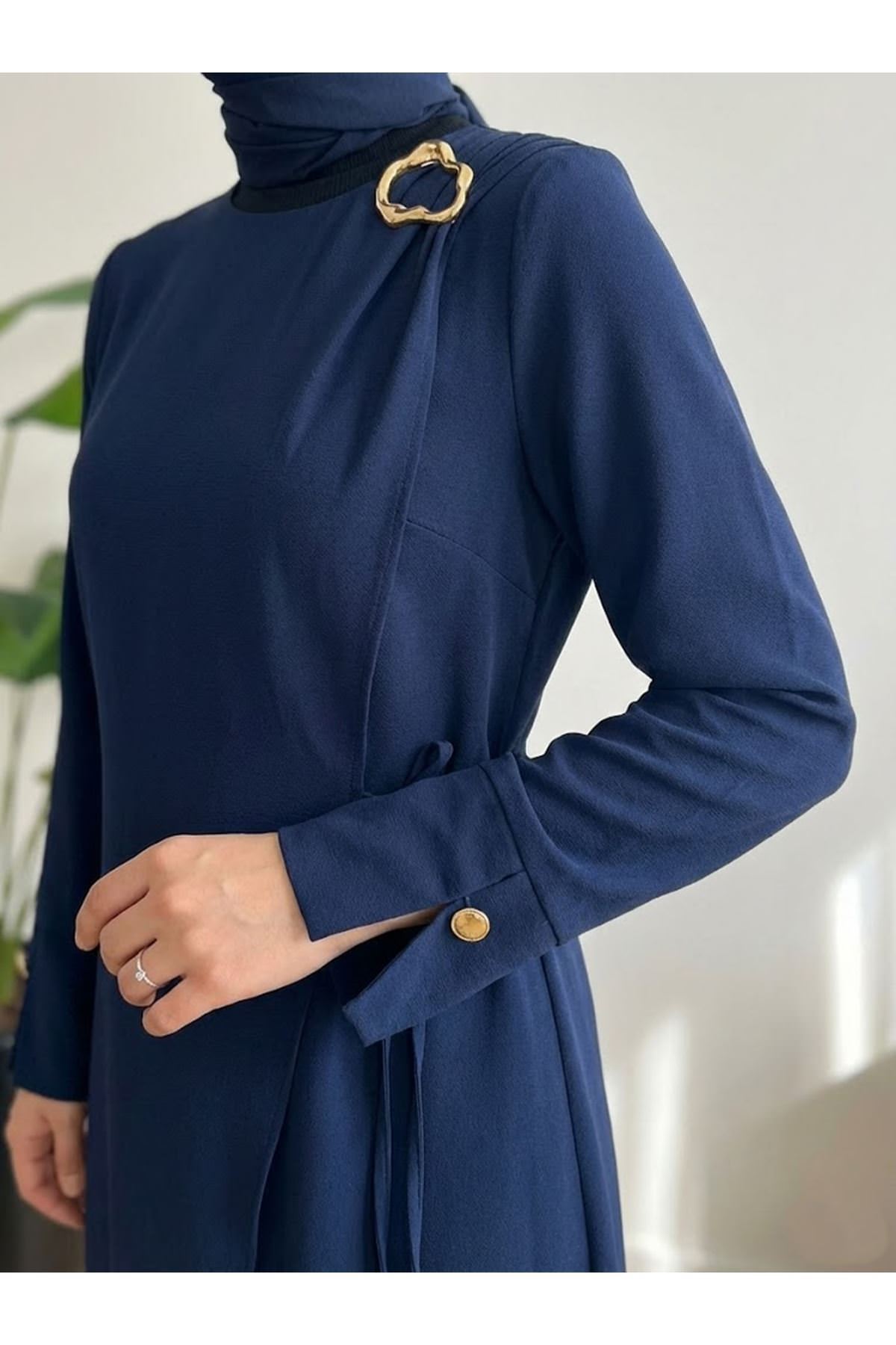 Omuz Ve Manşet Detaylı Elbise-Lacivert