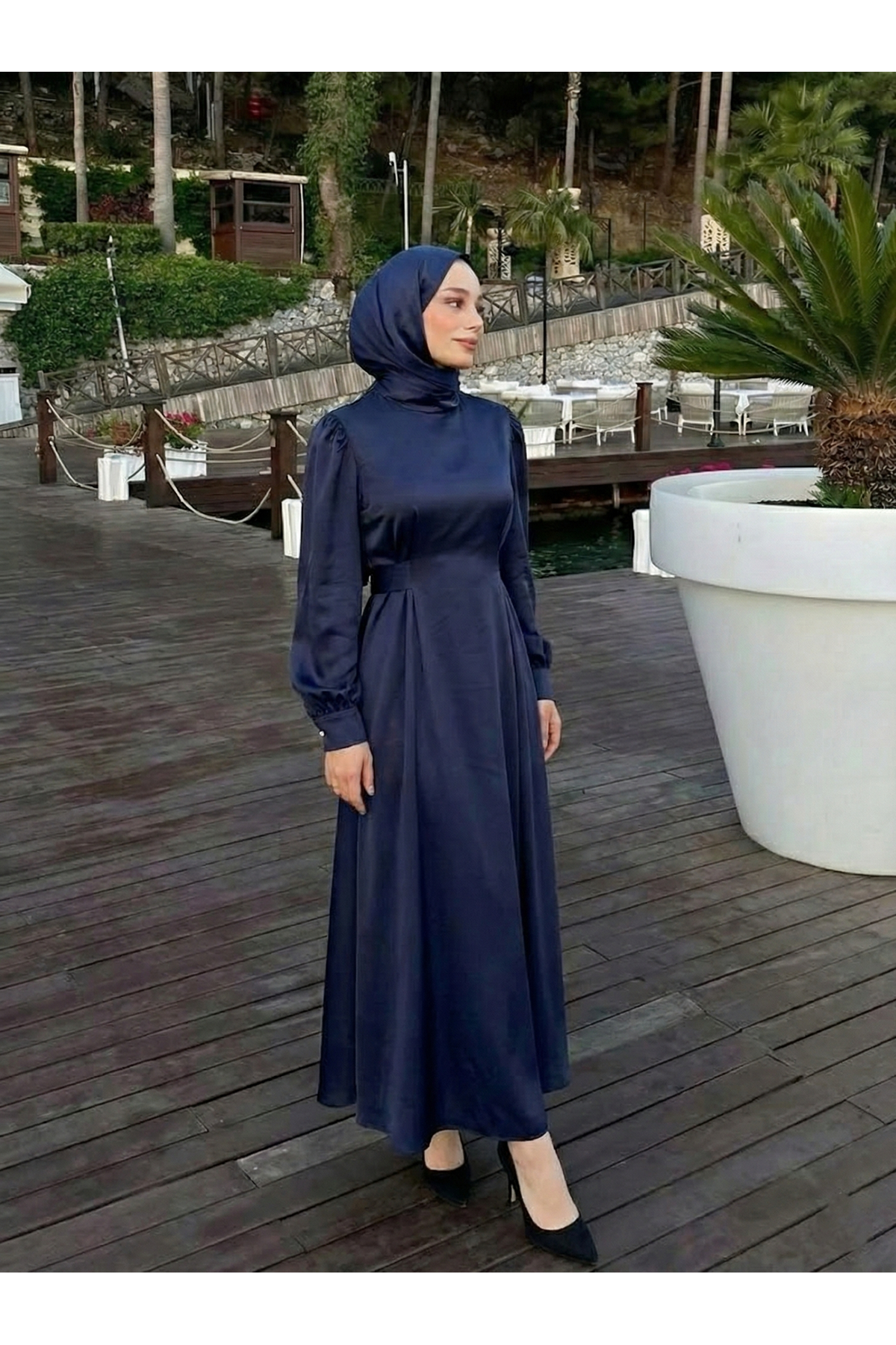 Kuşak Aksesuar Detay Saten Elbise-Lacivert