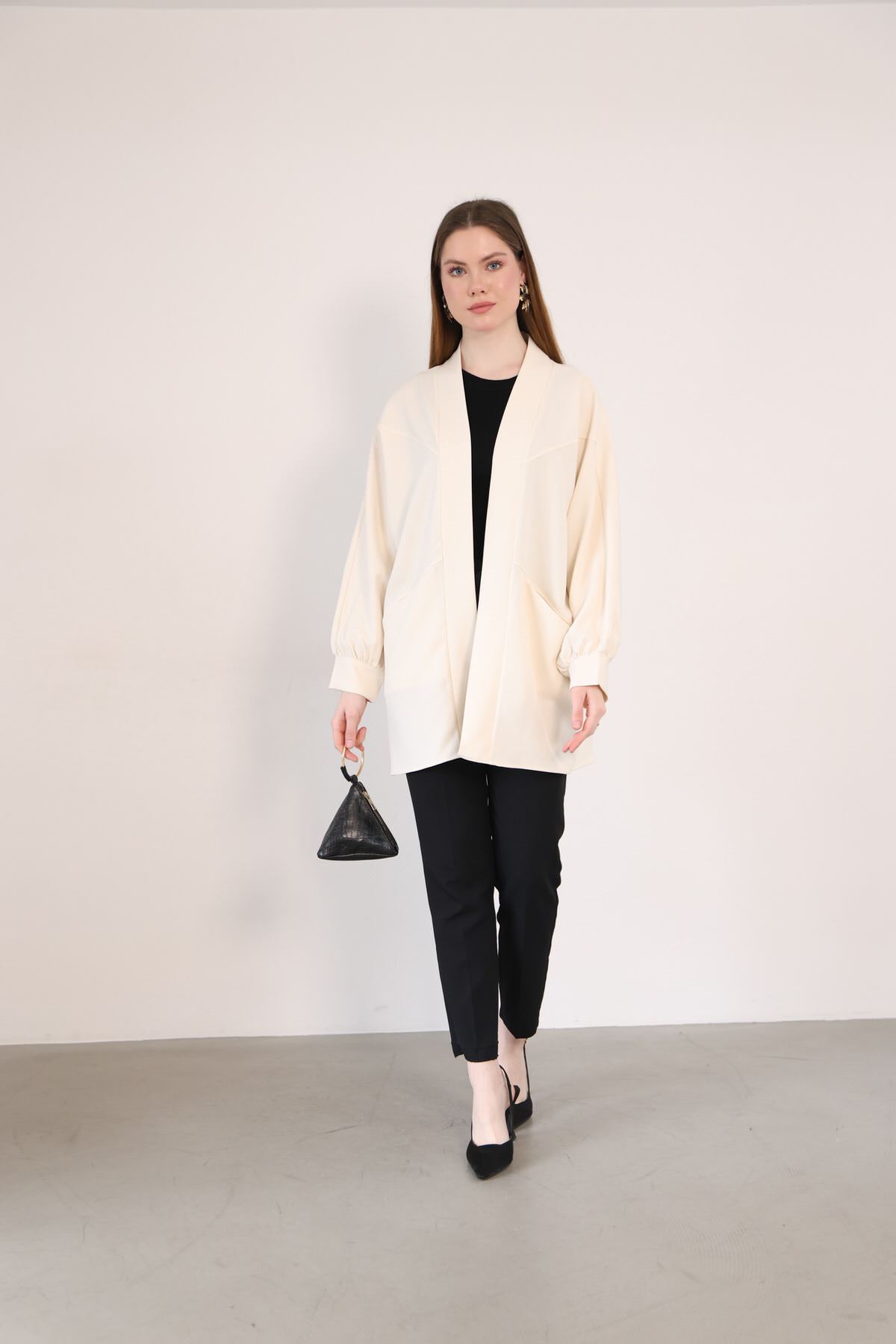 Cep Detay Atlas Hırka-Krem