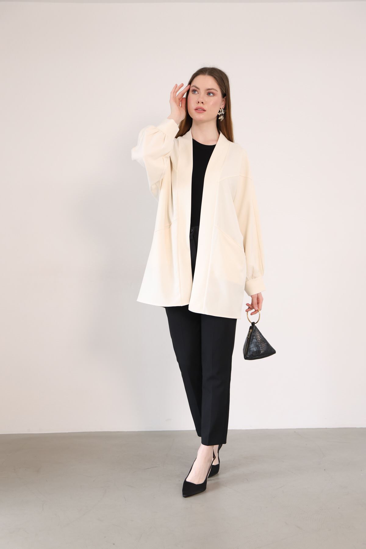 Cep Detay Atlas Hırka-Krem