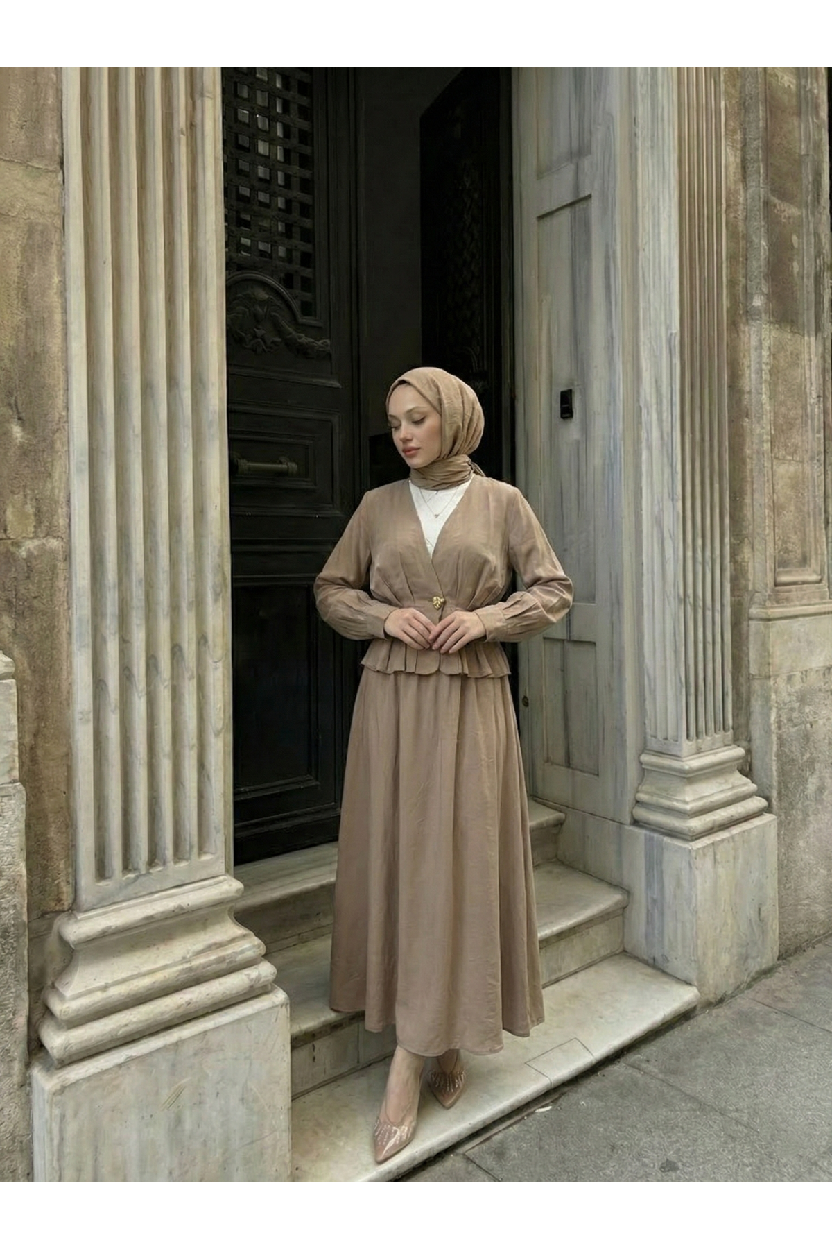 Ceket Düğme Detay Etekli Takım-Vizon