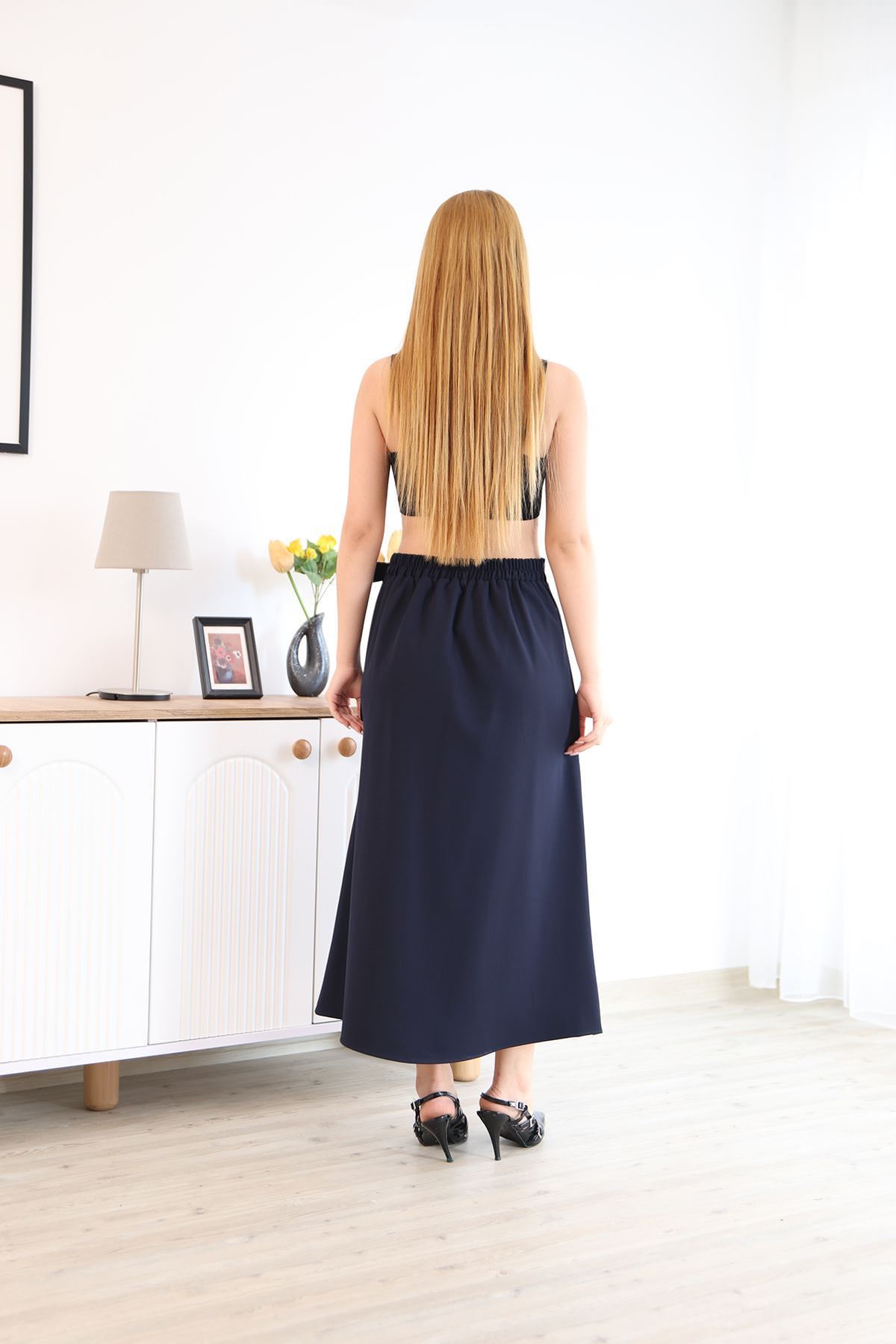 Ön Kapak Detay Atlas  Etek-Siyah