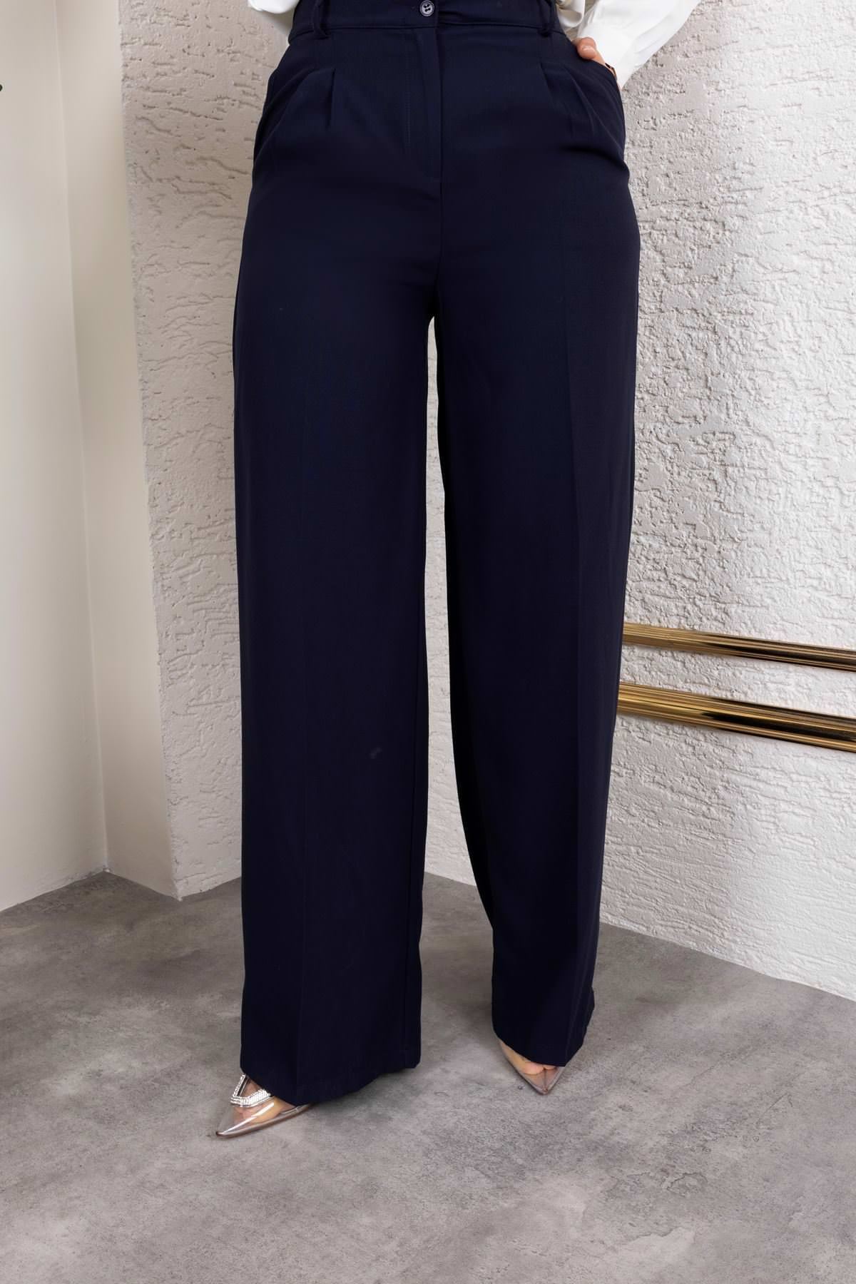 Bel Lastik Düz Paça Büyük Beden Pantolon-Siyah