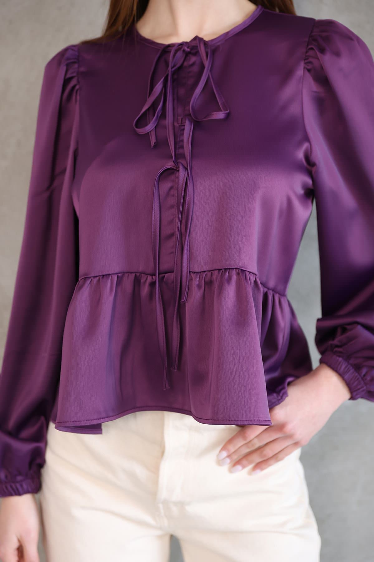 Yaka Biye Etek Büzgülü Tunik-Mor