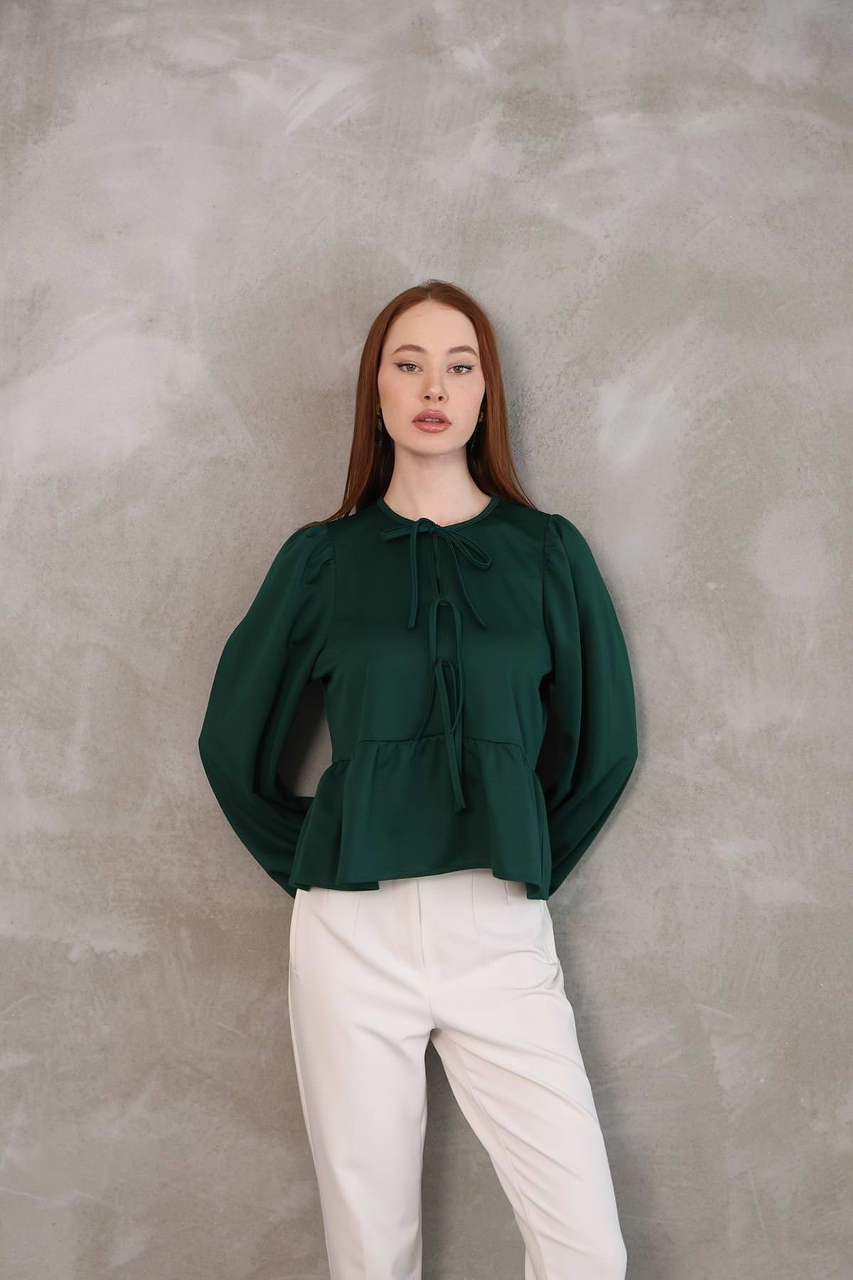 Yaka Biye Etek Büzgülü Tunik-Siyah