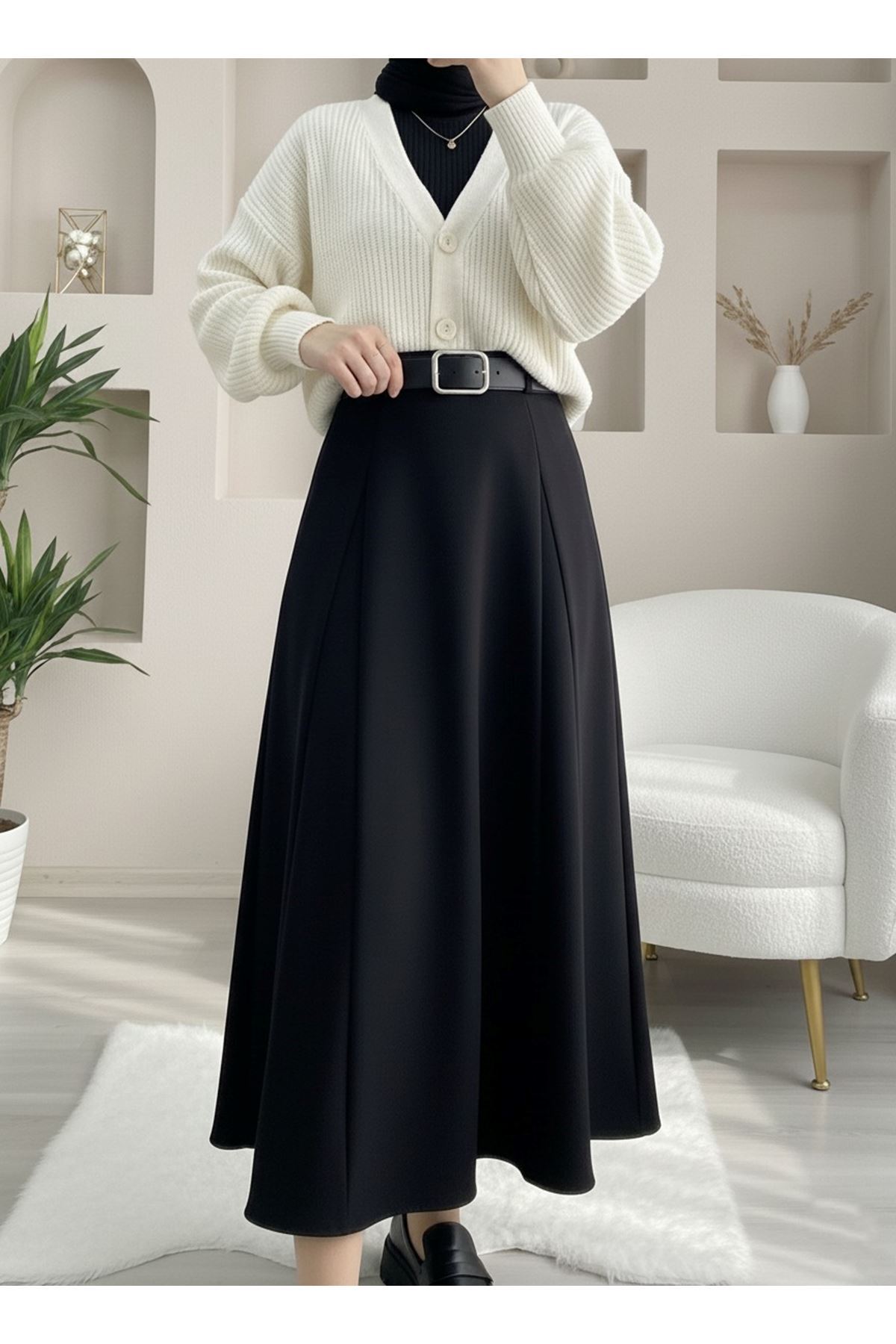 Kelebek Detaylı Dabıl Etek-Siyah