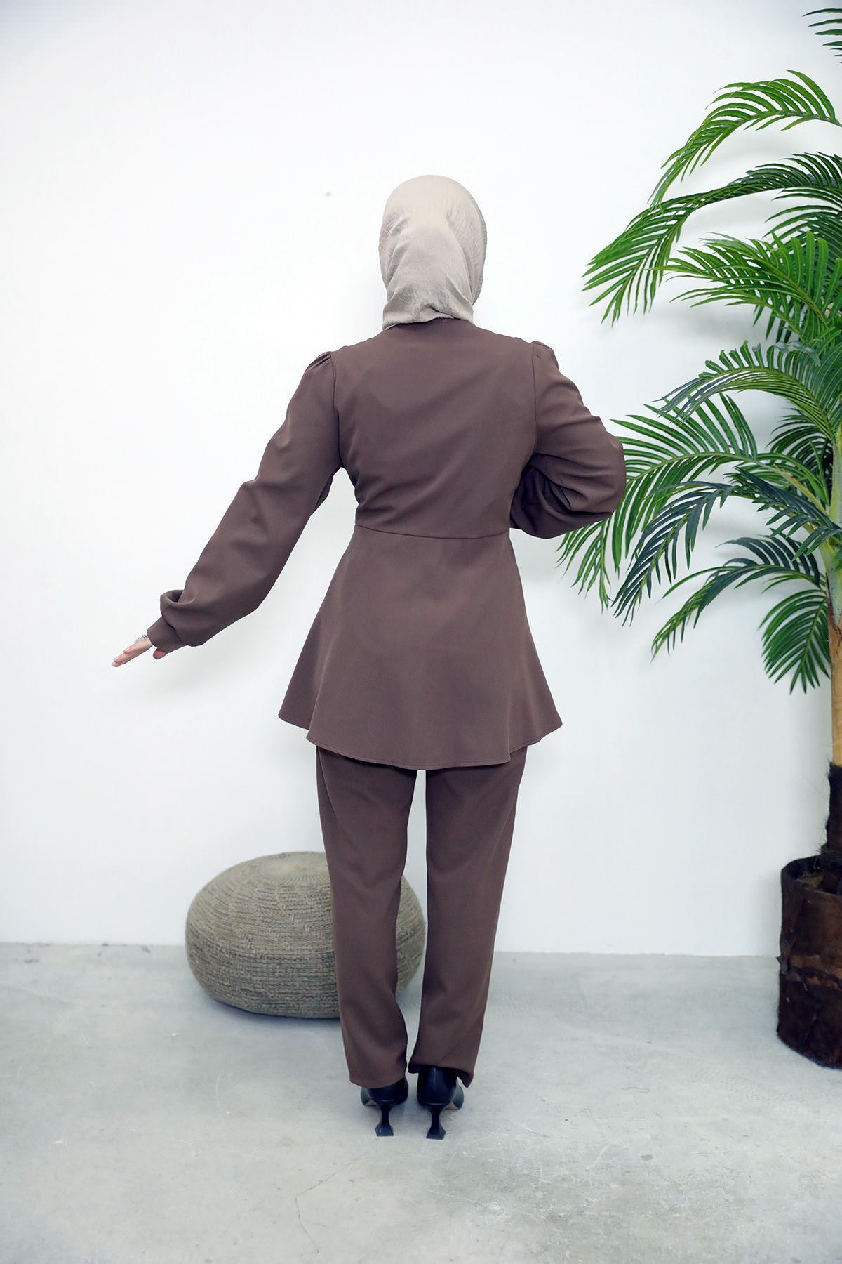 Kuşak Detay Ceketli Takım-Kahve