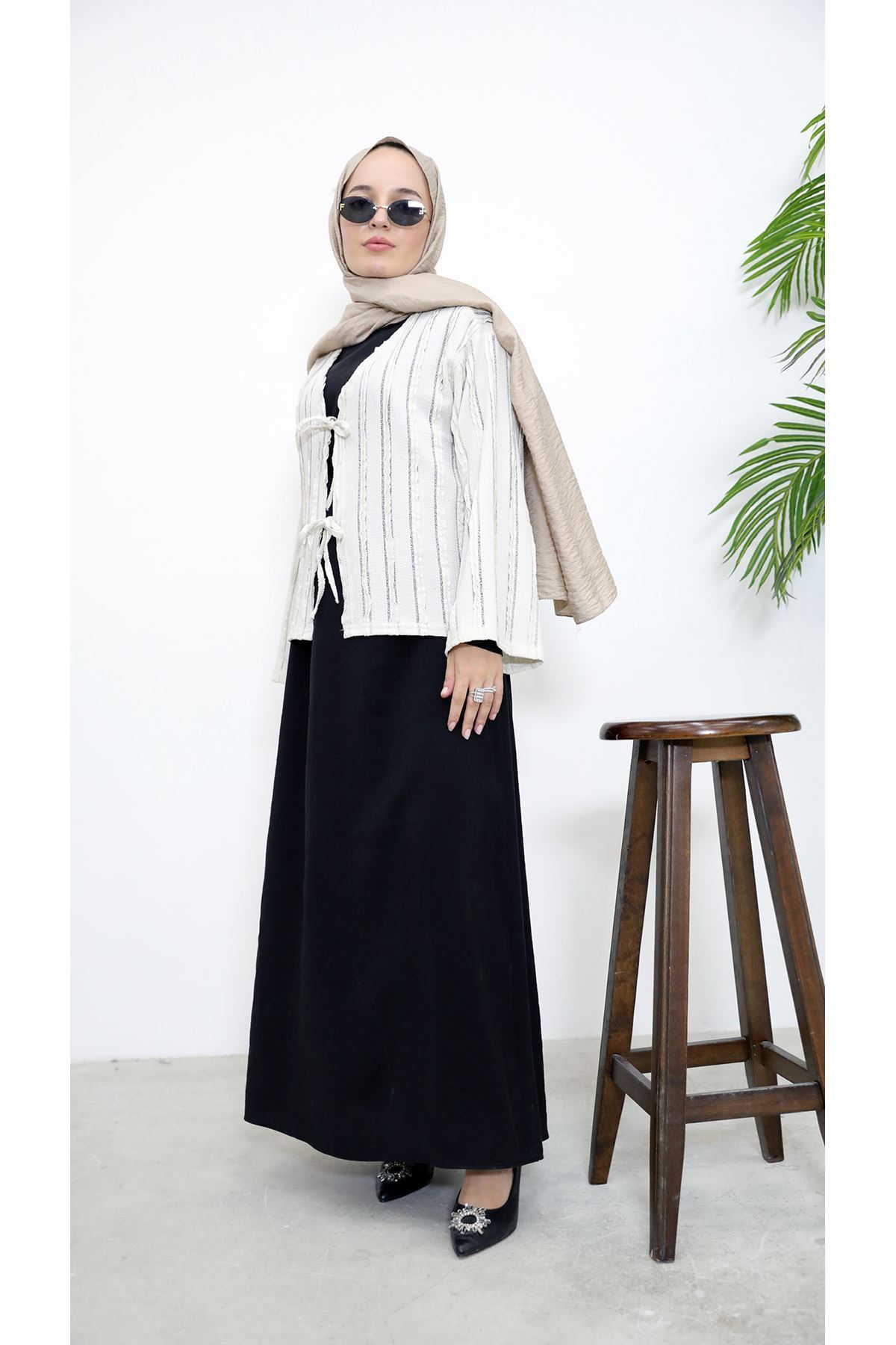 Pileli Ön İki Bağlamalı Tunik-Bej