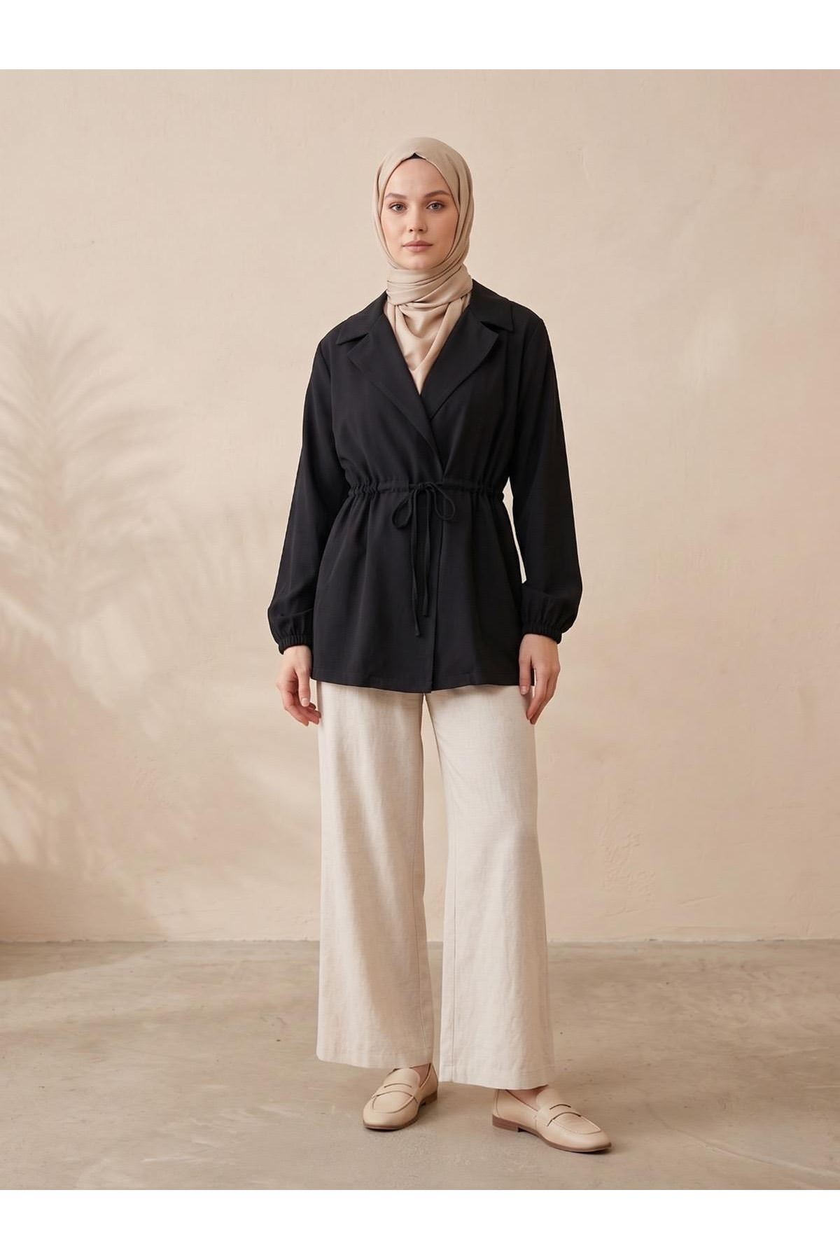 Beli Tünelli Kol Lastik Ceket-Siyah