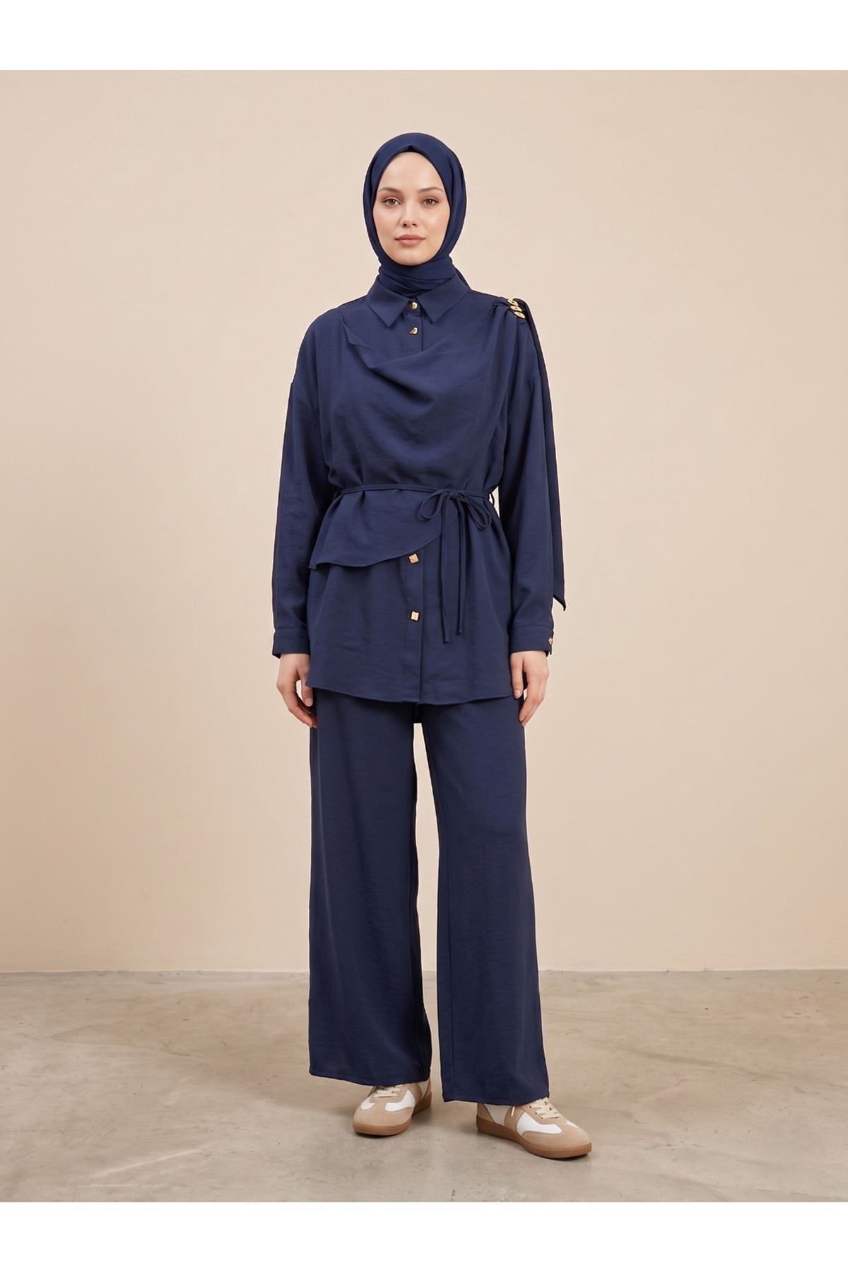 Omuz Toka Detay Aller Pantolonlu Takım-Lacivert