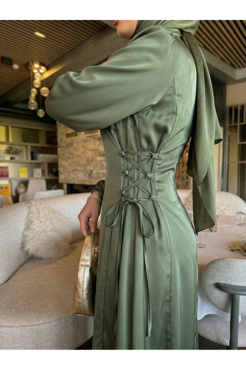 Yanlar Birit Bağlamalı Elbise-Haki