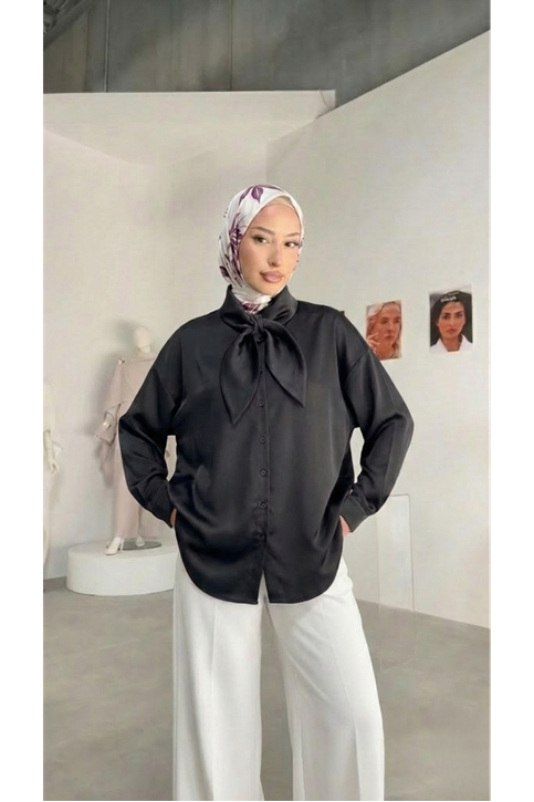 Yaka Detay Saten Tunik-Siyah