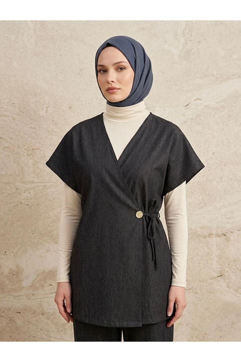 Yandan Bağlamalı Düğme Detay Yelek-Siyah