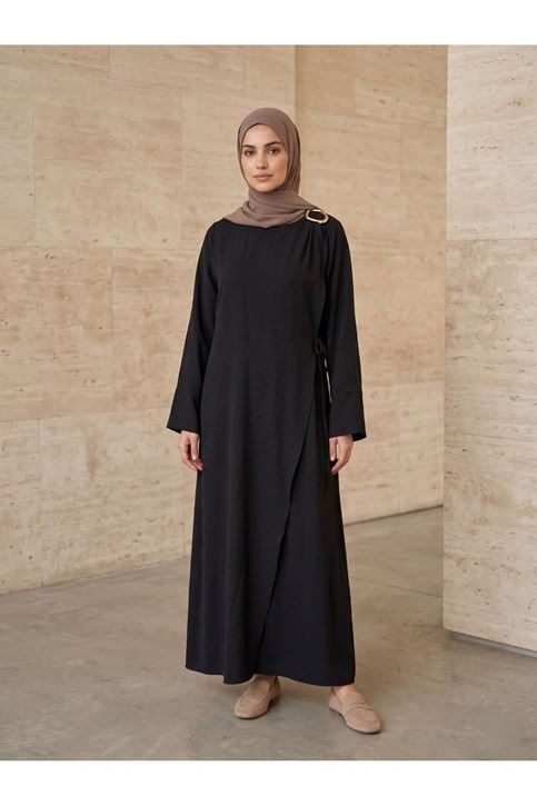 Omuz Pile Toka Detay Elbise-Siyah